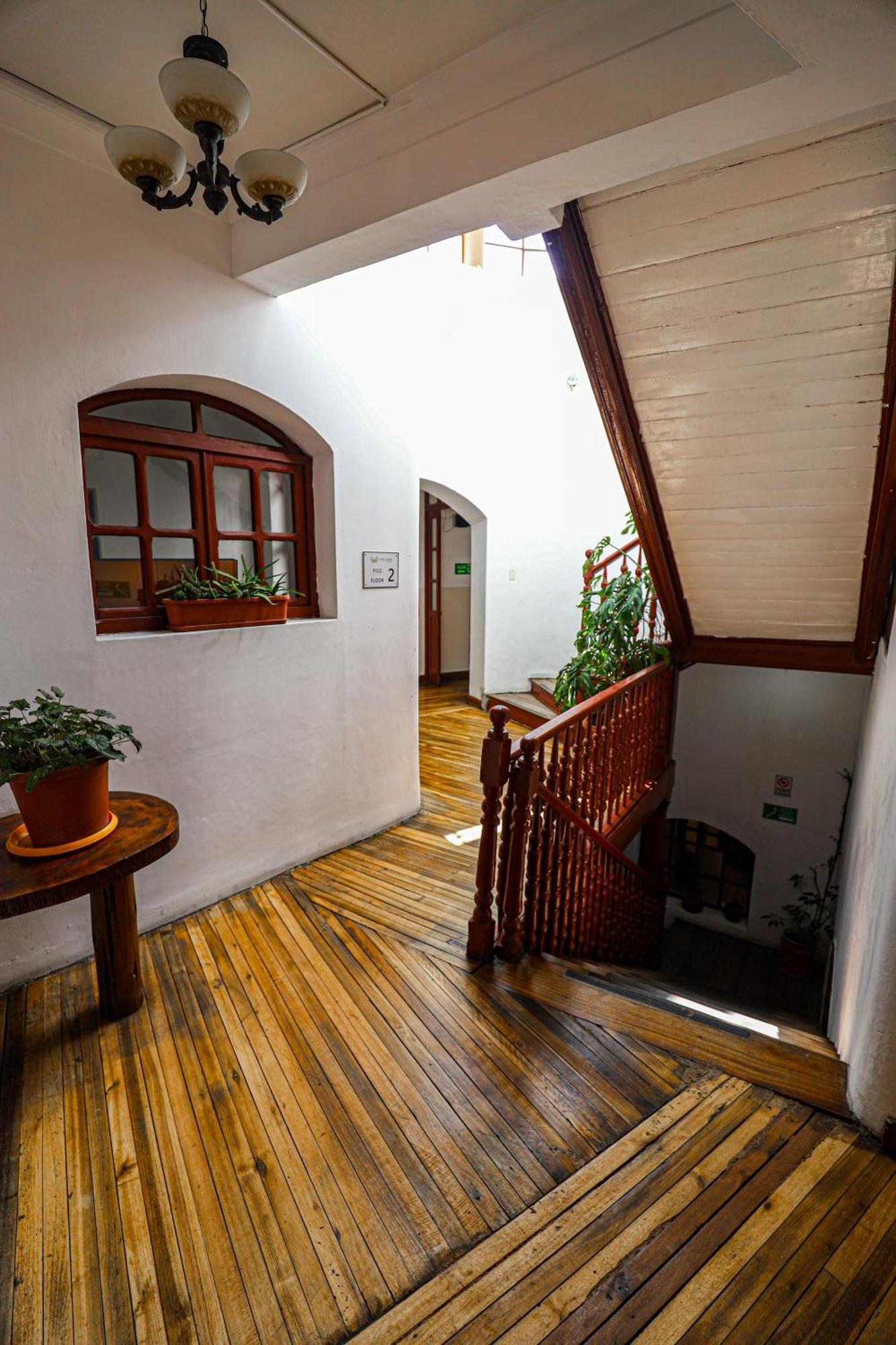 Vibes Aurik Hotel Quito Exterior photo