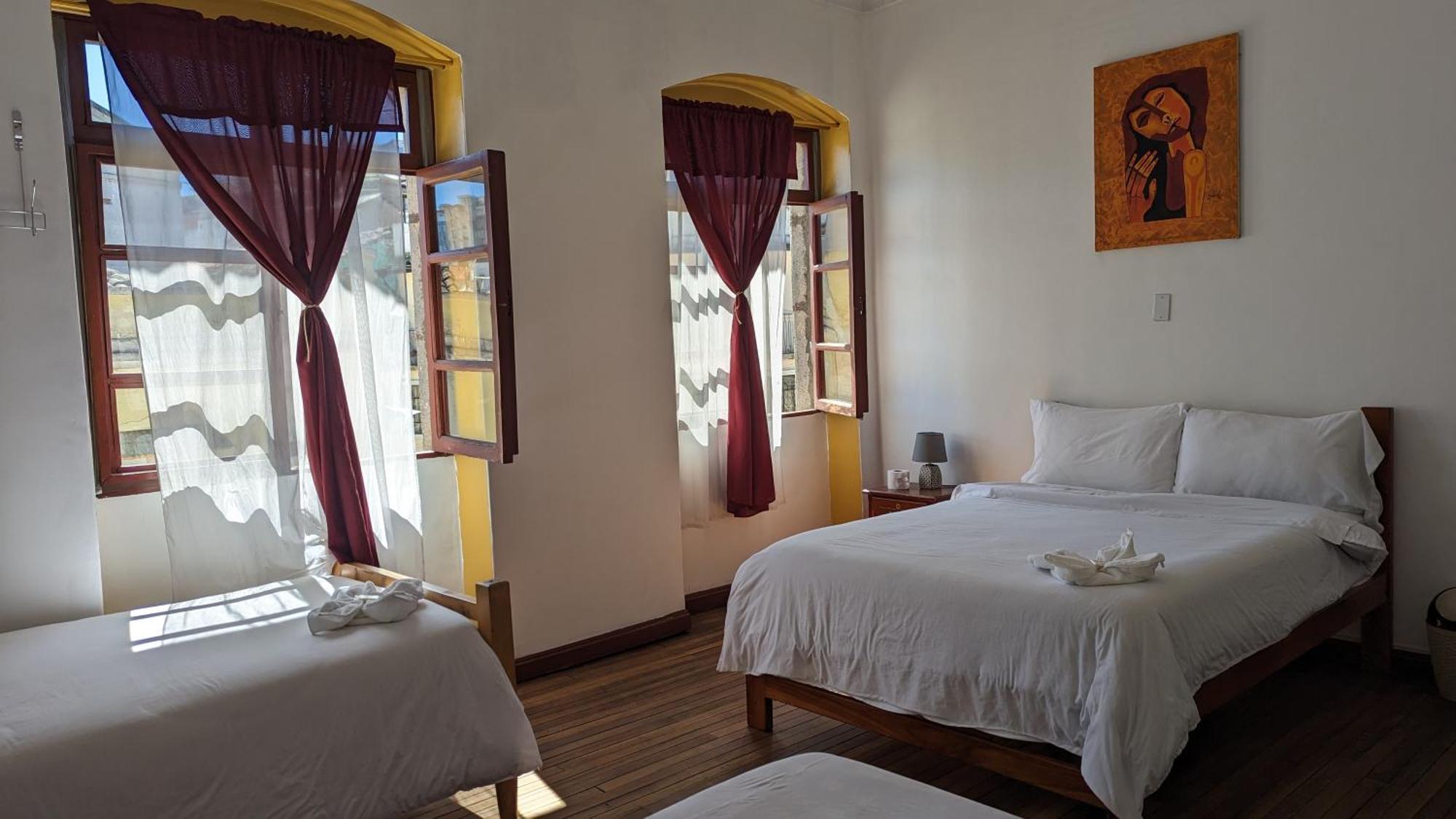Vibes Aurik Hotel Quito Room photo